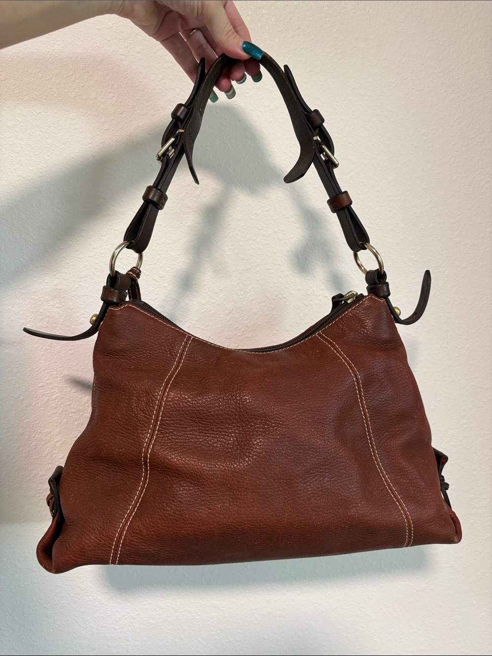 Dooney & Bourke Chestnut Brown East West Pebbled Leather Hobo Shoulder Bag - Picture 2 of 7